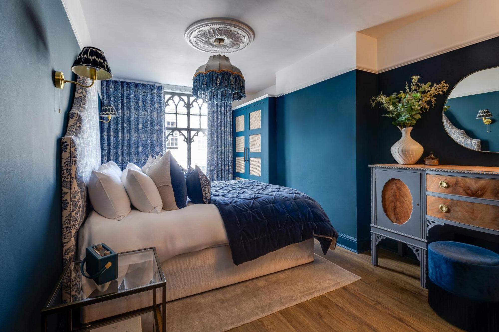Insta-Worthy Loft On Historic Chester Rows, Sleeps 4 & Free Parking Exterior photo