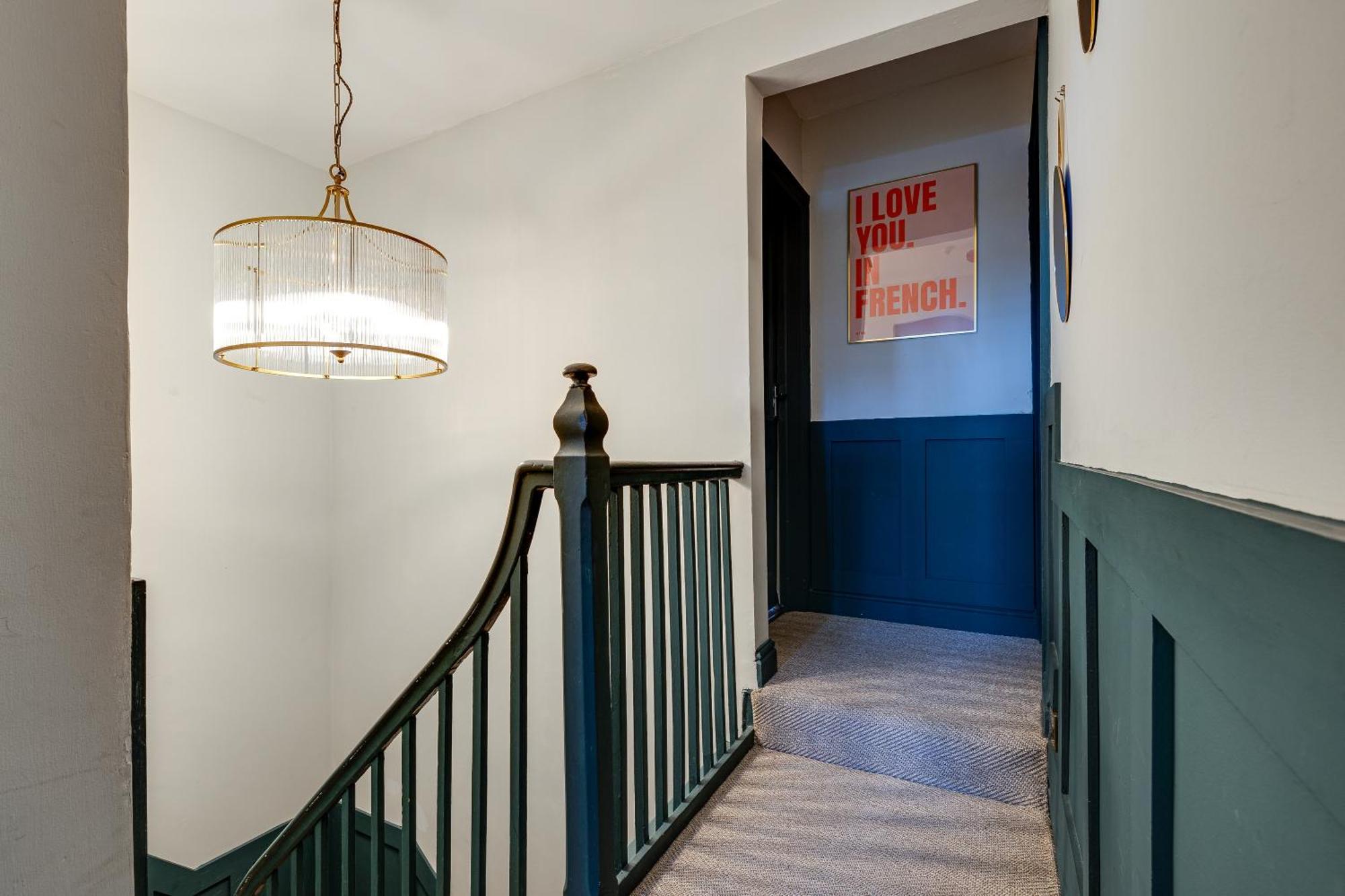 Insta-Worthy Loft On Historic Chester Rows, Sleeps 4 & Free Parking Exterior photo