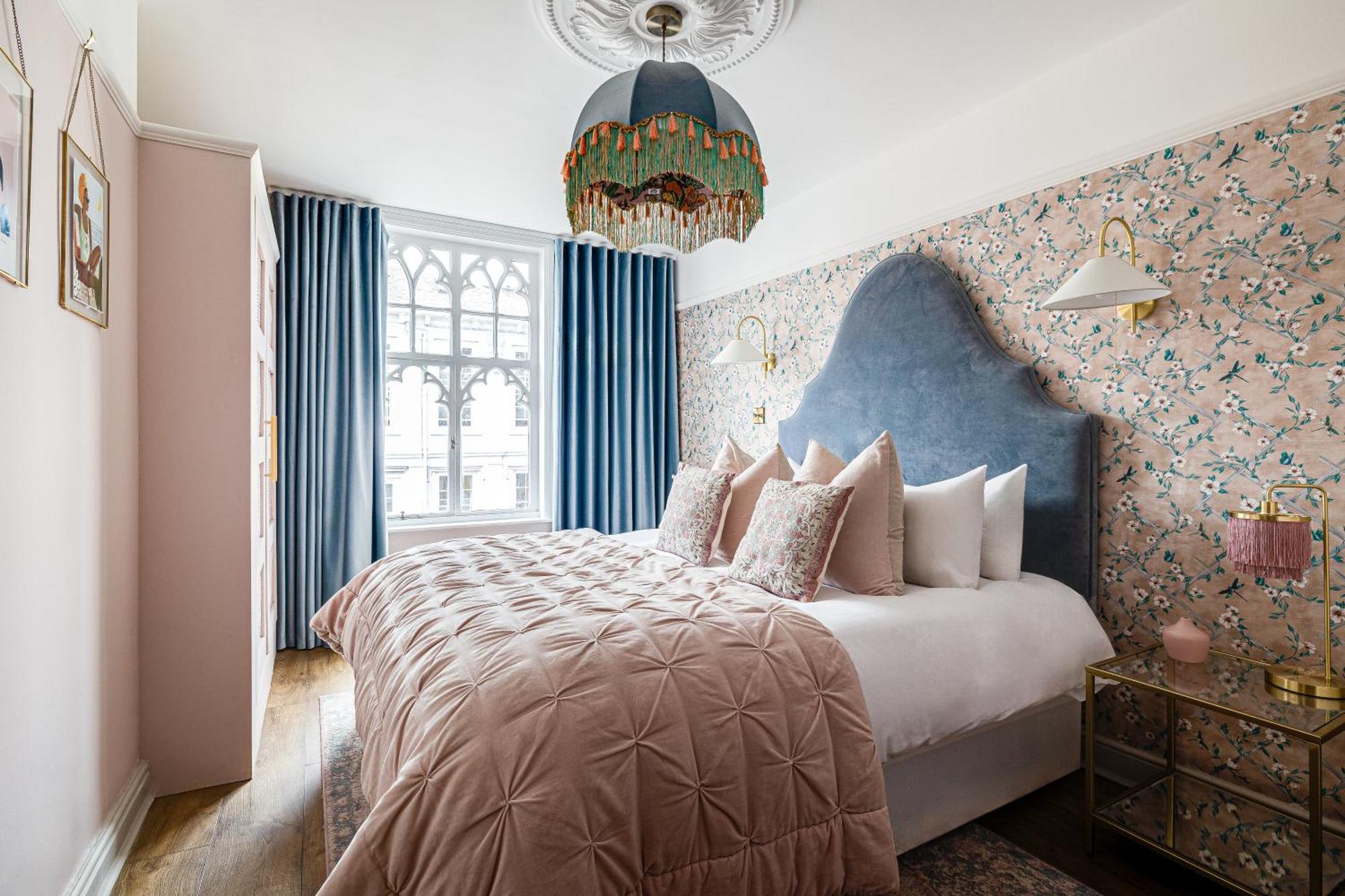Insta-Worthy Loft On Historic Chester Rows, Sleeps 4 & Free Parking Exterior photo